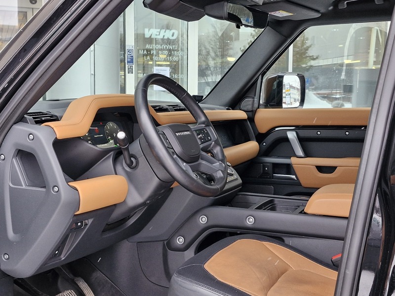 Land Rover Defender vaihtoauto