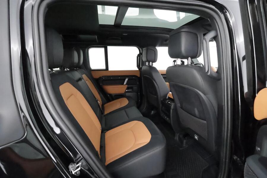 Land Rover Defender vaihtoauto