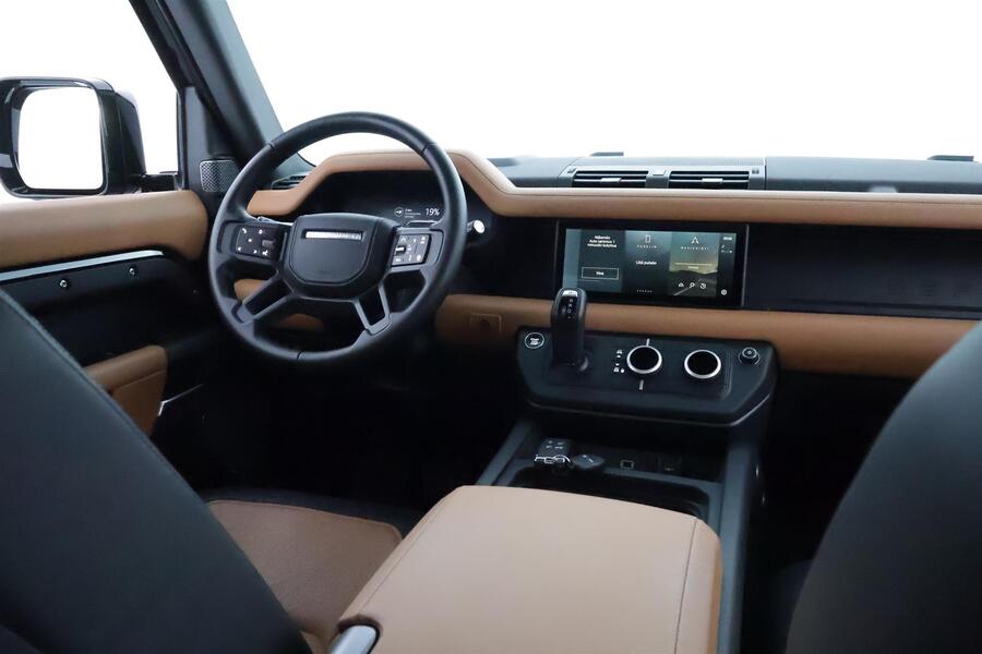 Land Rover Defender vaihtoauto