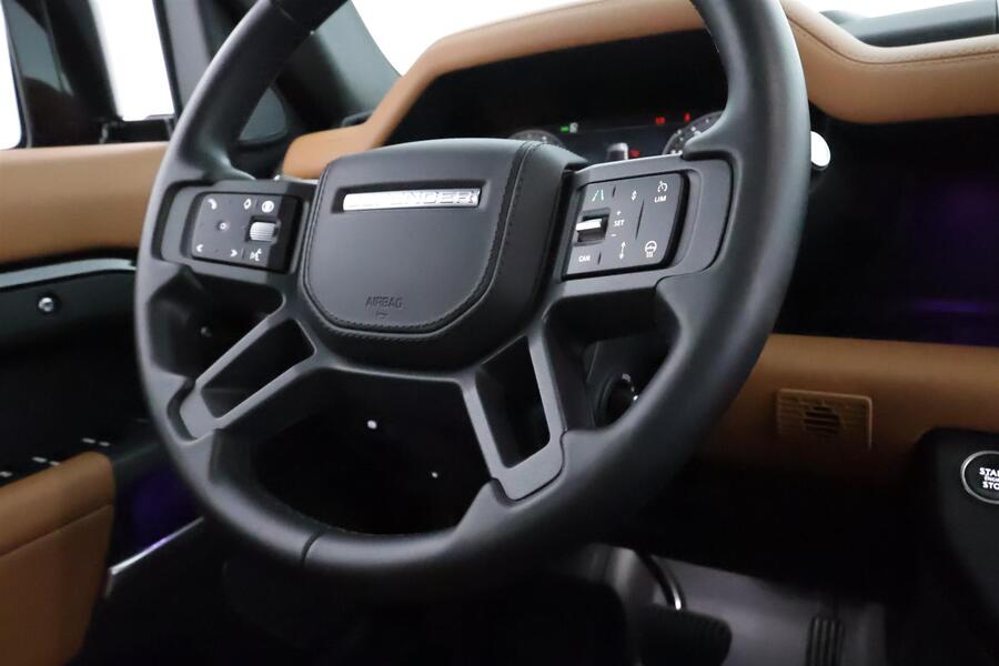 Land Rover Defender vaihtoauto