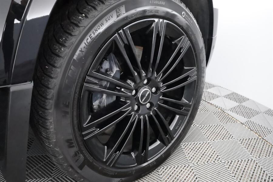 Land Rover Defender vaihtoauto