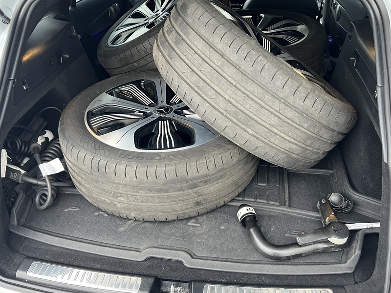 Mercedes-Benz EQC vaihtoauto