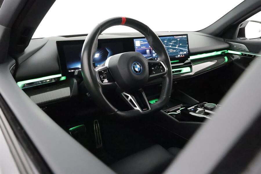 BMW i5 M60 vaihtoauto