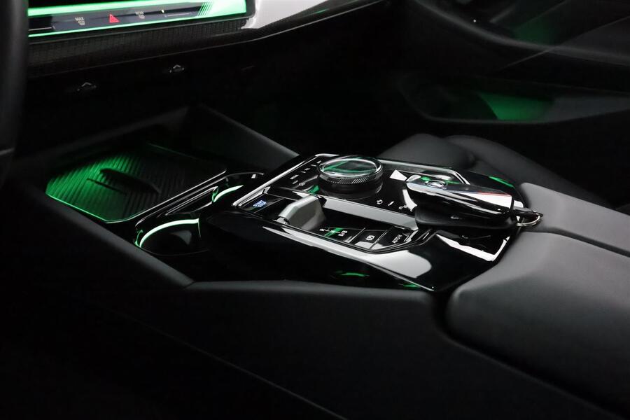 BMW i5 M60 vaihtoauto