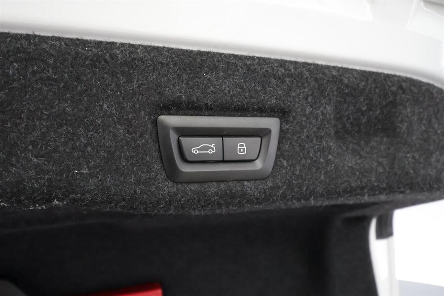 BMW i5 M60 vaihtoauto