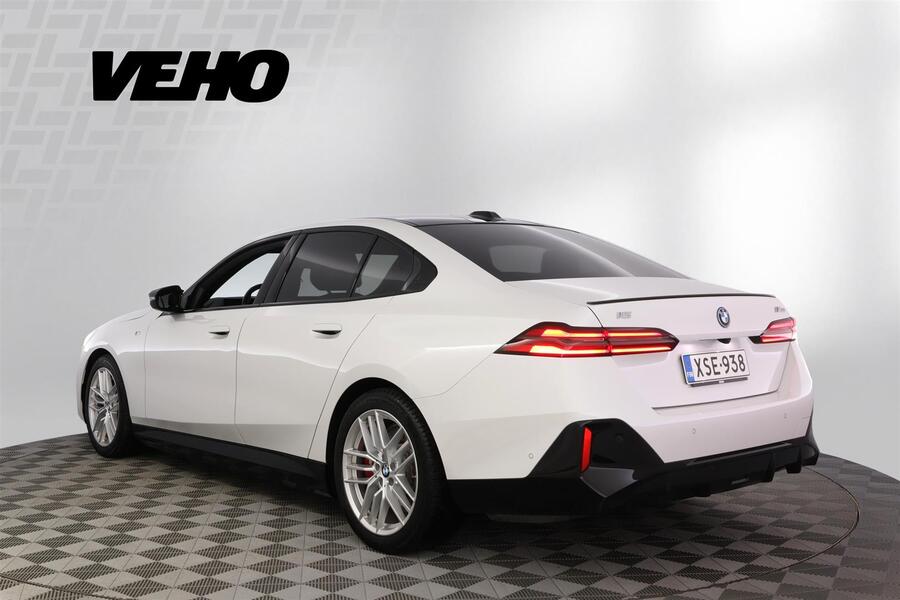 BMW i5 M60 vaihtoauto