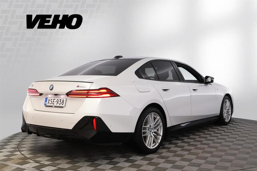 BMW i5 M60 vaihtoauto