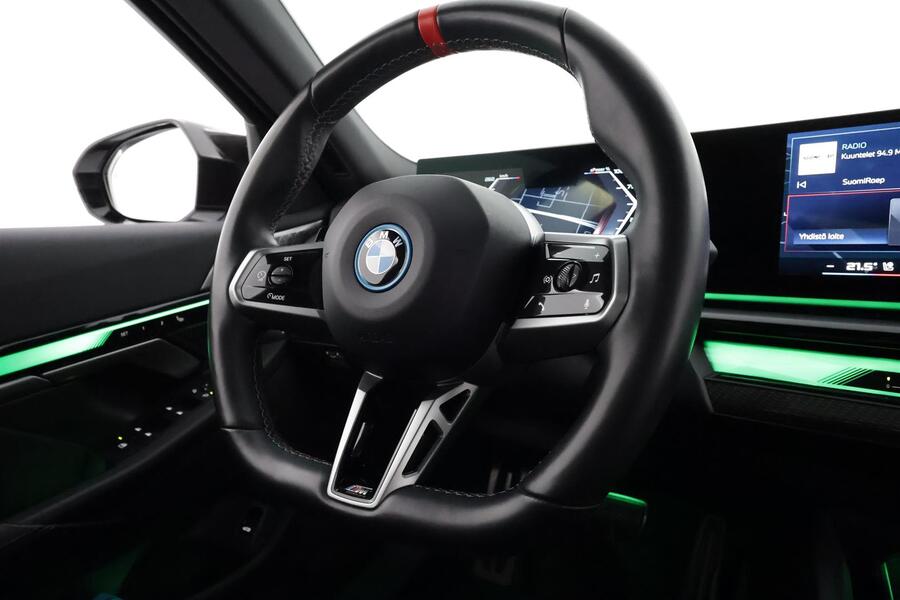 BMW i5 M60 vaihtoauto