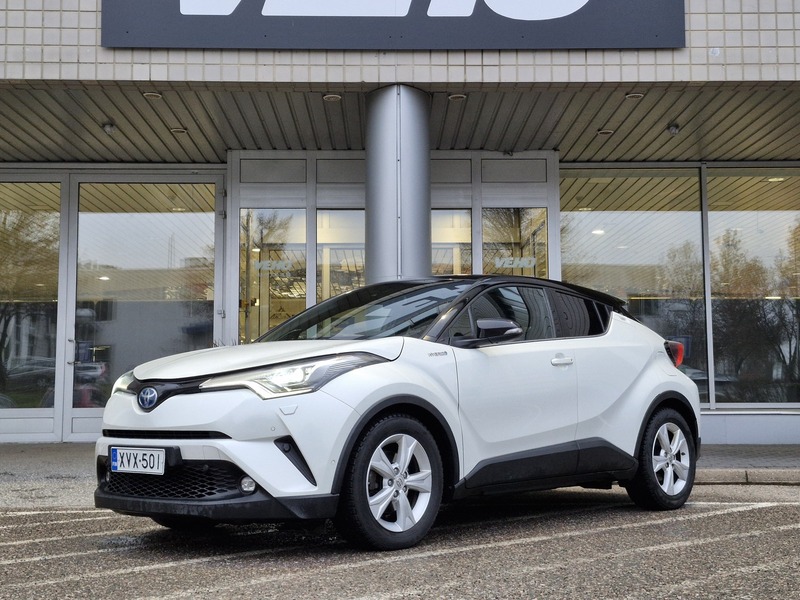 Toyota C-HR vaihtoauto