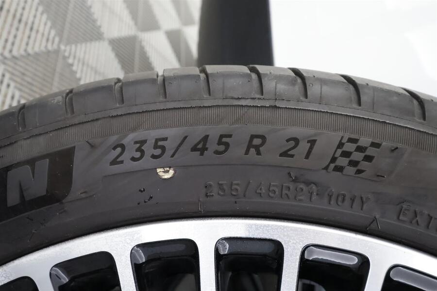 Mercedes-Benz EQC vaihtoauto