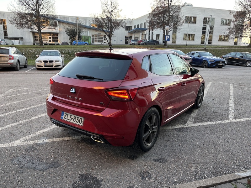 SEAT Ibiza vaihtoauto
