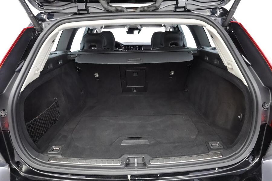 Volvo V60 Cross Country vaihtoauto