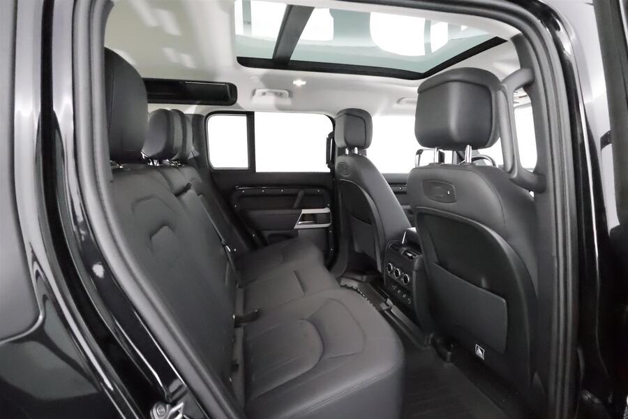 Land Rover Defender vaihtoauto