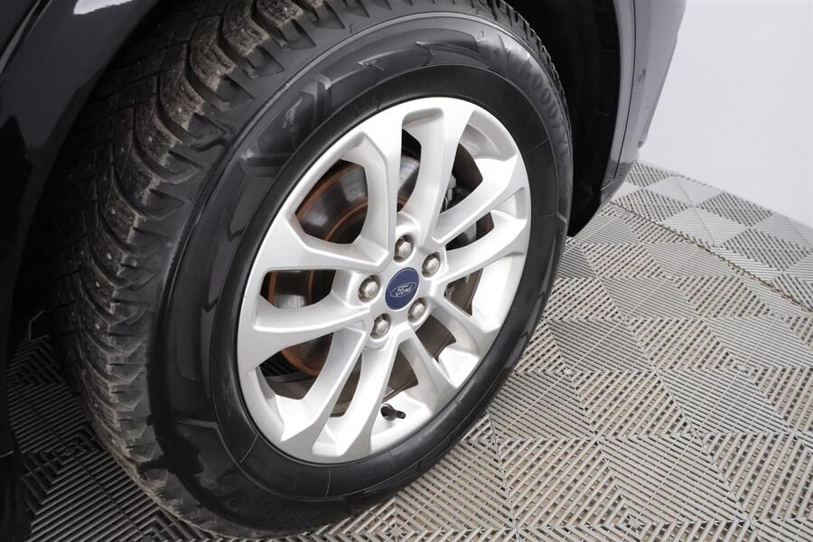 Ford Kuga vaihtoauto