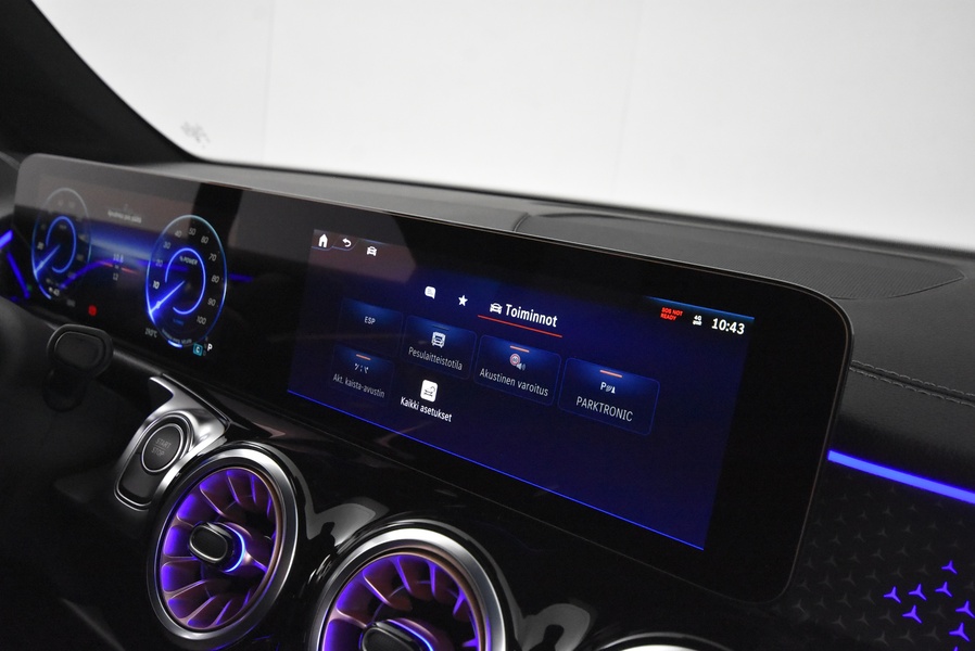 Mercedes-Benz EQB vaihtoauto