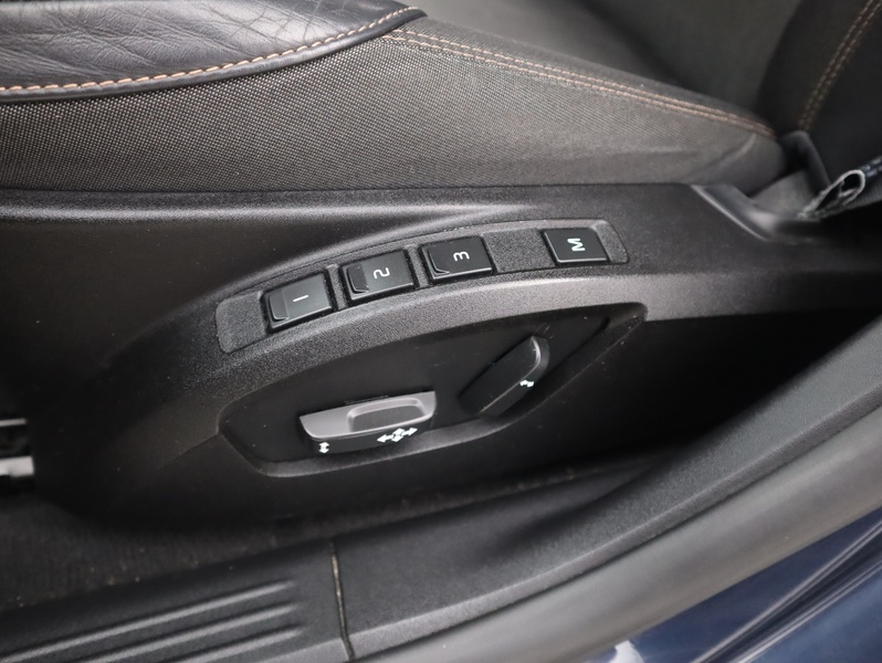 Volvo V40 Cross Country vaihtoauto