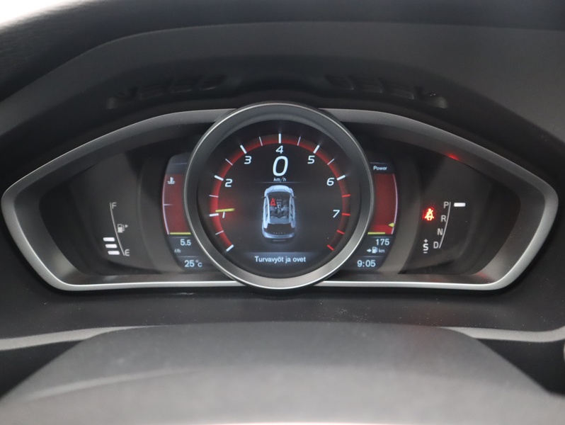 Volvo V40 Cross Country vaihtoauto