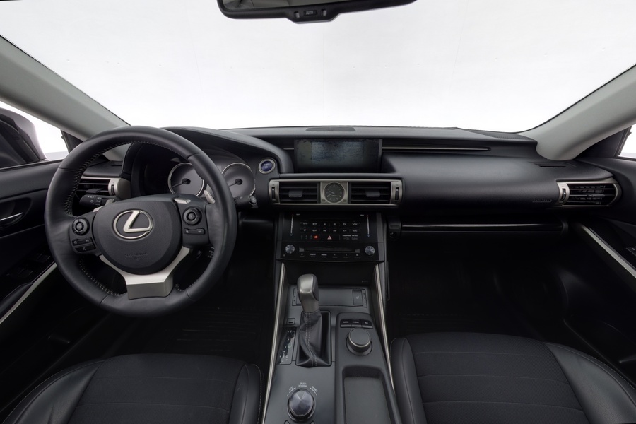 Lexus IS vaihtoauto