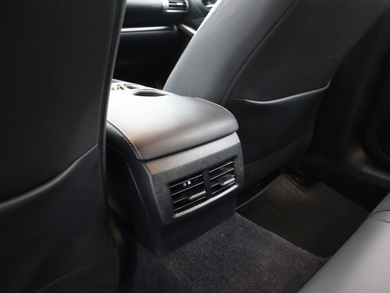 Lexus IS vaihtoauto