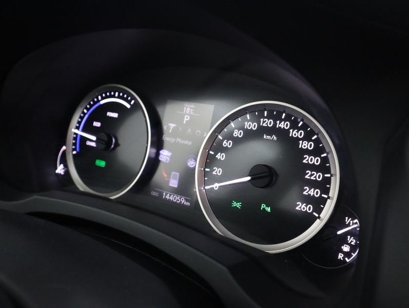 Lexus IS vaihtoauto