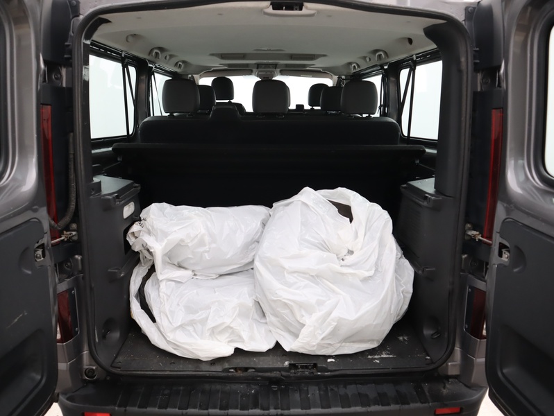 Opel Vivaro vaihtoauto