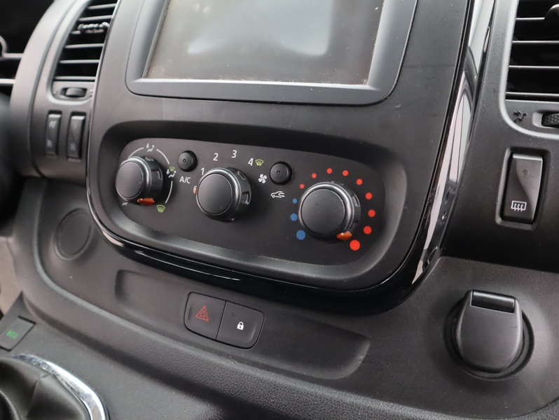 Opel Vivaro vaihtoauto