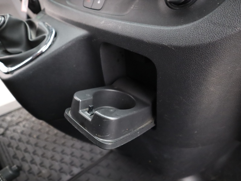 Opel Vivaro vaihtoauto