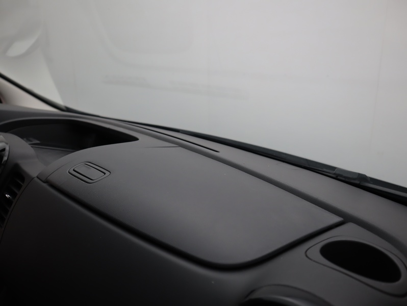 Opel Vivaro vaihtoauto