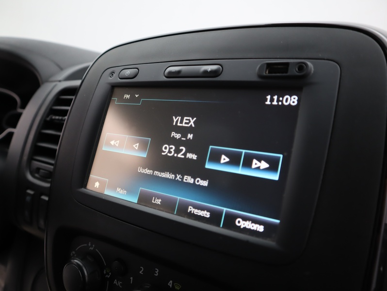 Opel Vivaro vaihtoauto