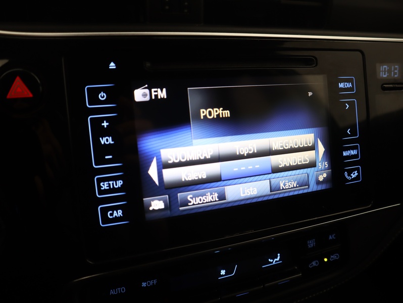 Toyota Auris vaihtoauto