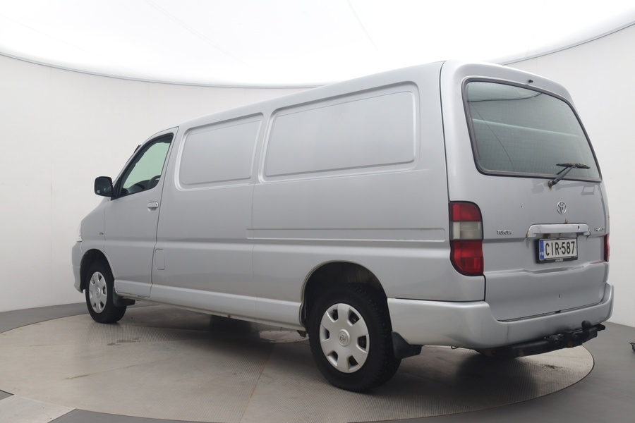 Toyota Hiace vaihtoauto