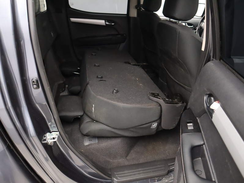 Isuzu D-Max vaihtoauto