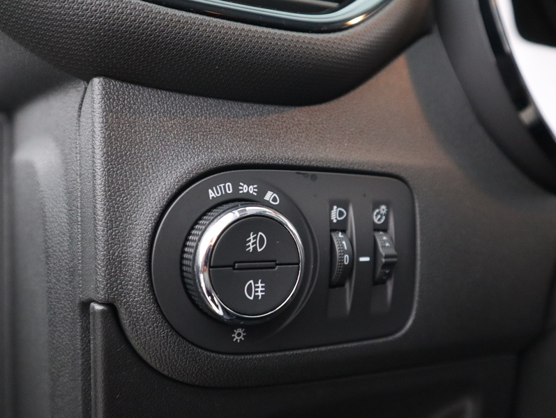 Opel Crossland X vaihtoauto