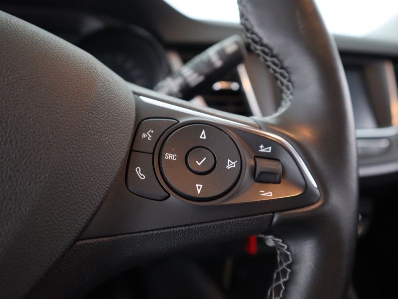 Opel Crossland X vaihtoauto