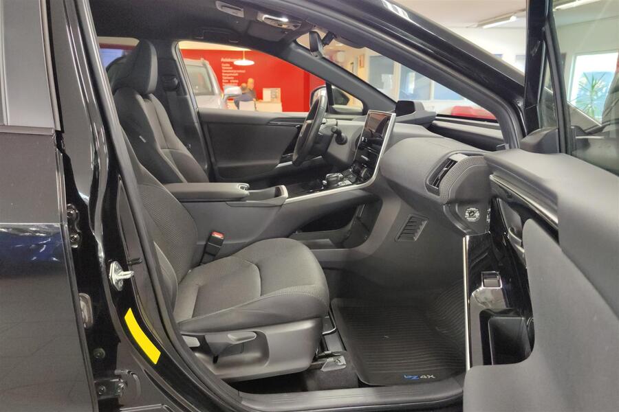 Toyota bZ4X vaihtoauto