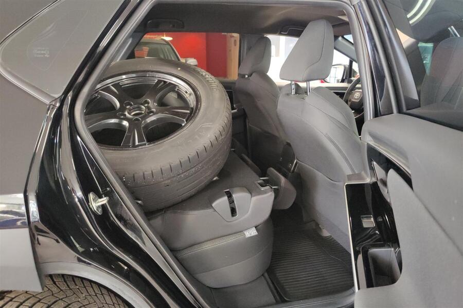 Toyota bZ4X vaihtoauto