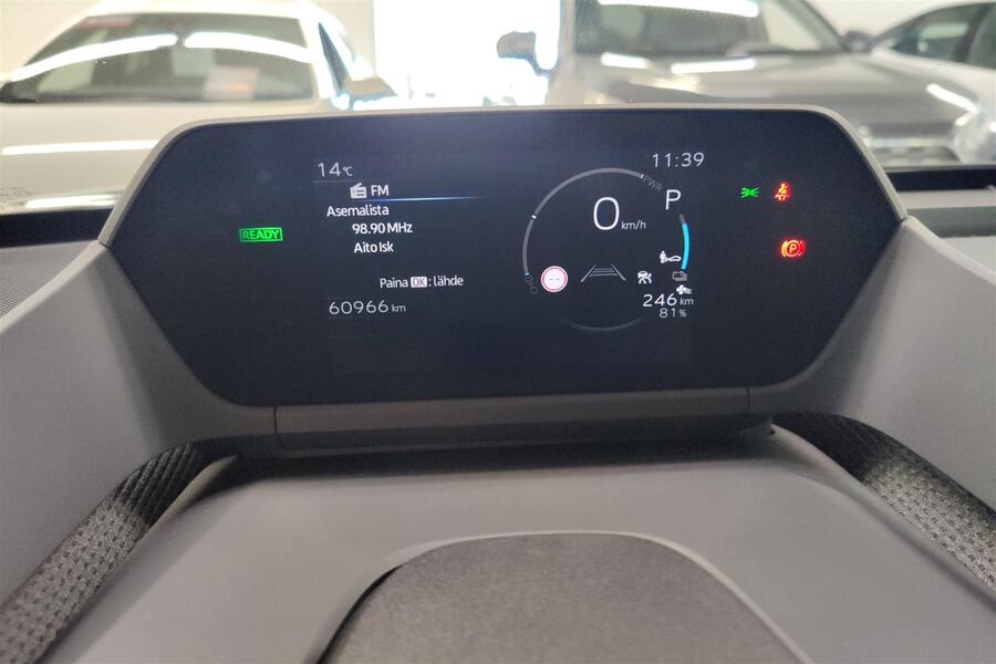 Toyota bZ4X vaihtoauto