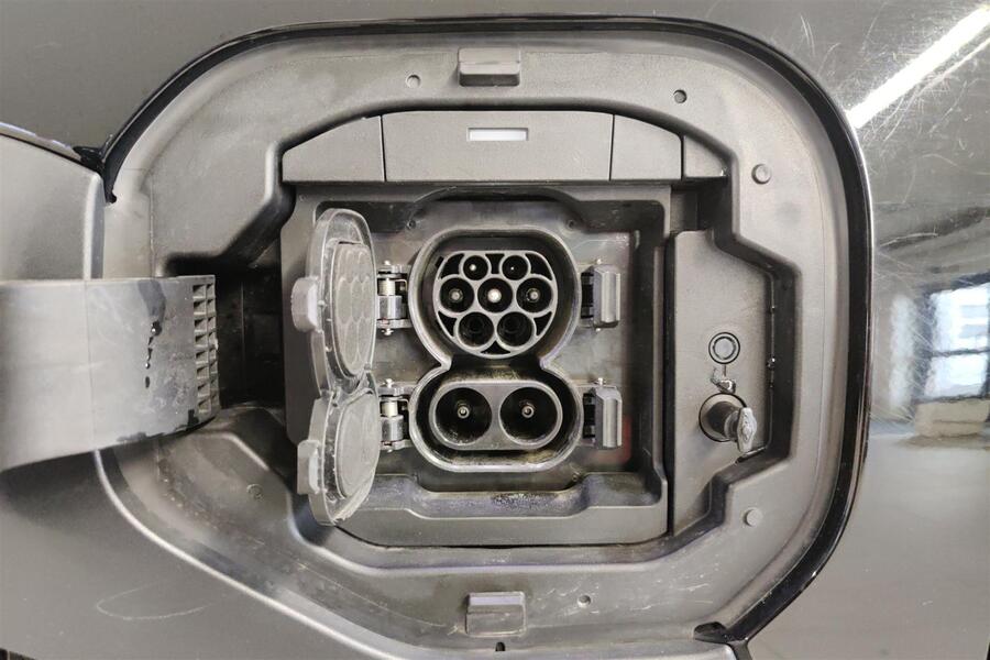 Toyota bZ4X vaihtoauto