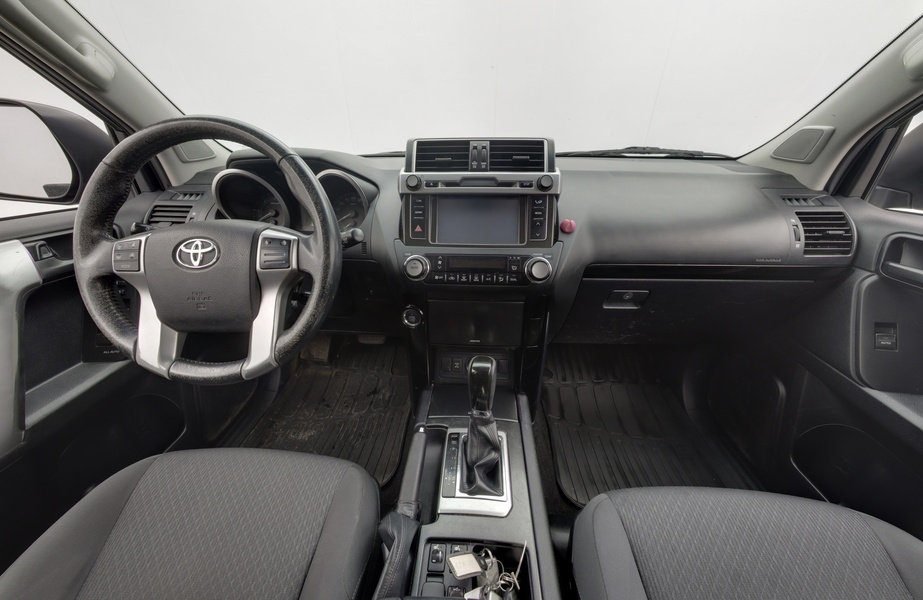 Toyota Land Cruiser vaihtoauto