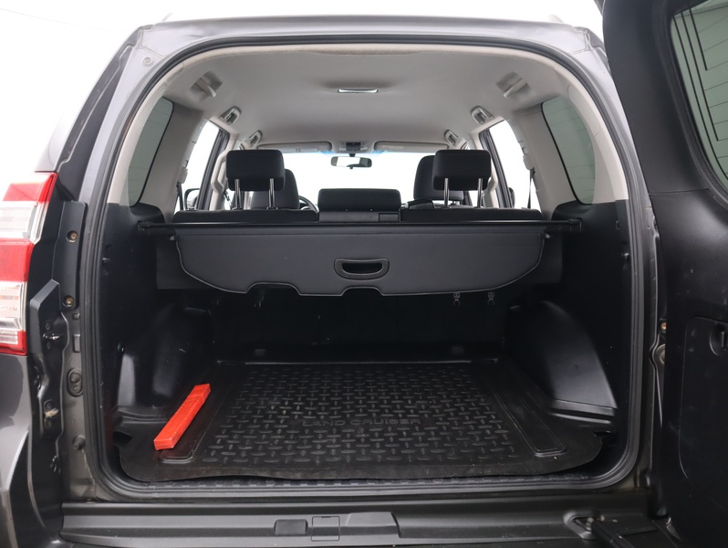 Toyota Land Cruiser vaihtoauto