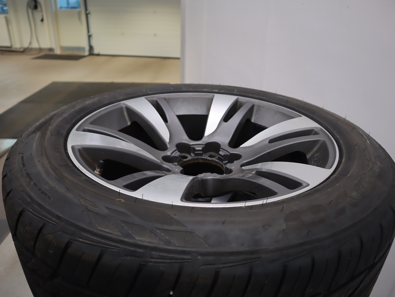 Toyota Land Cruiser vaihtoauto