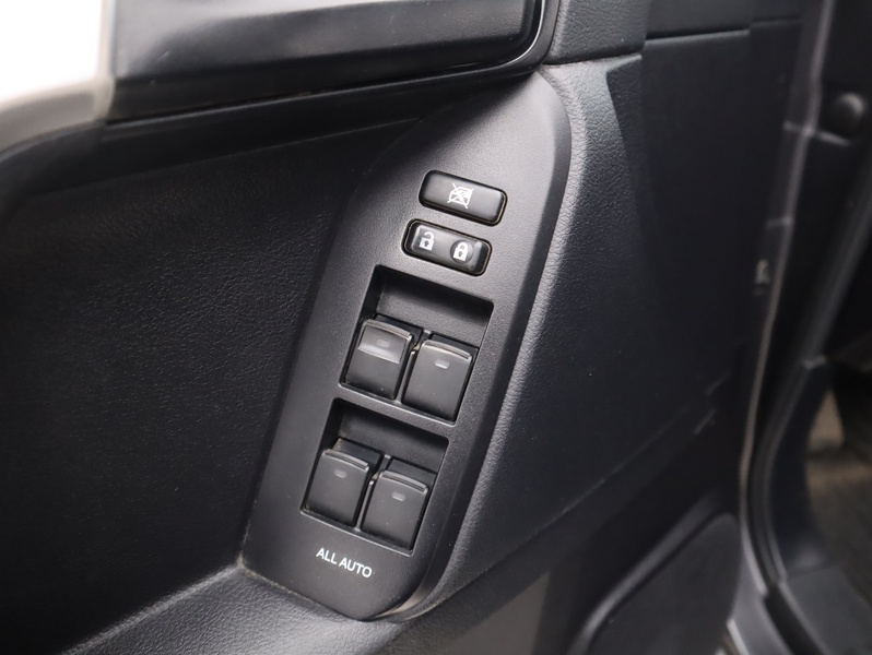 Toyota Land Cruiser vaihtoauto