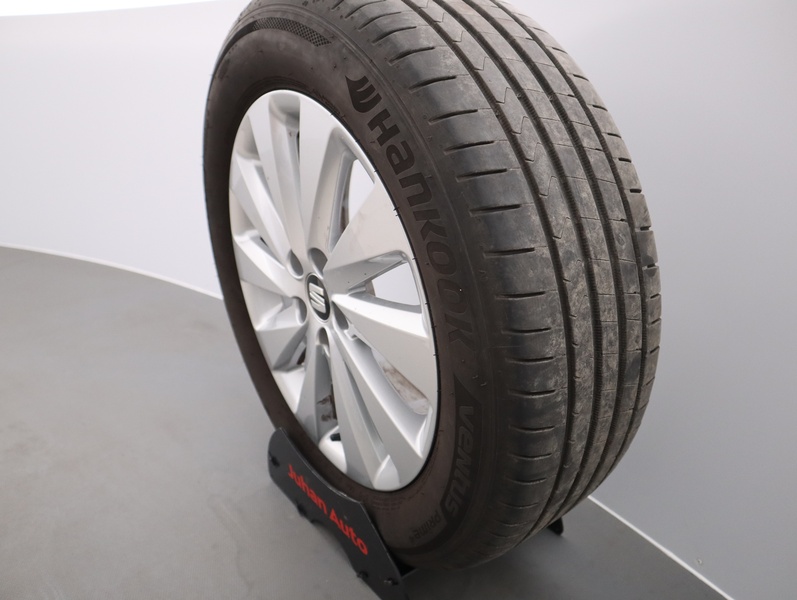 SEAT Arona vaihtoauto