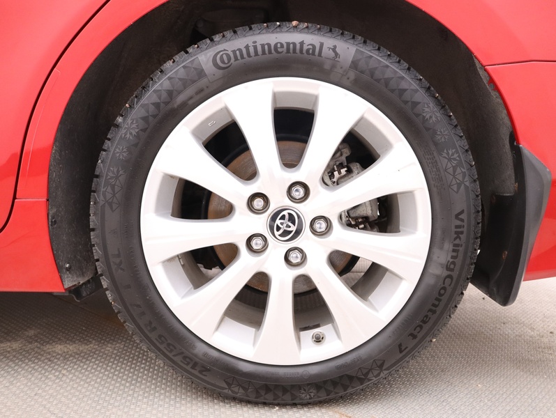 Toyota Camry vaihtoauto