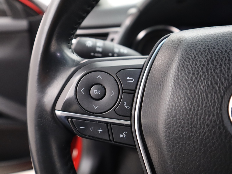 Toyota Camry vaihtoauto