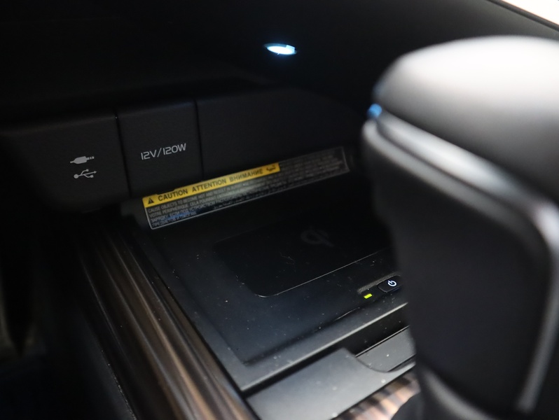 Toyota Camry vaihtoauto