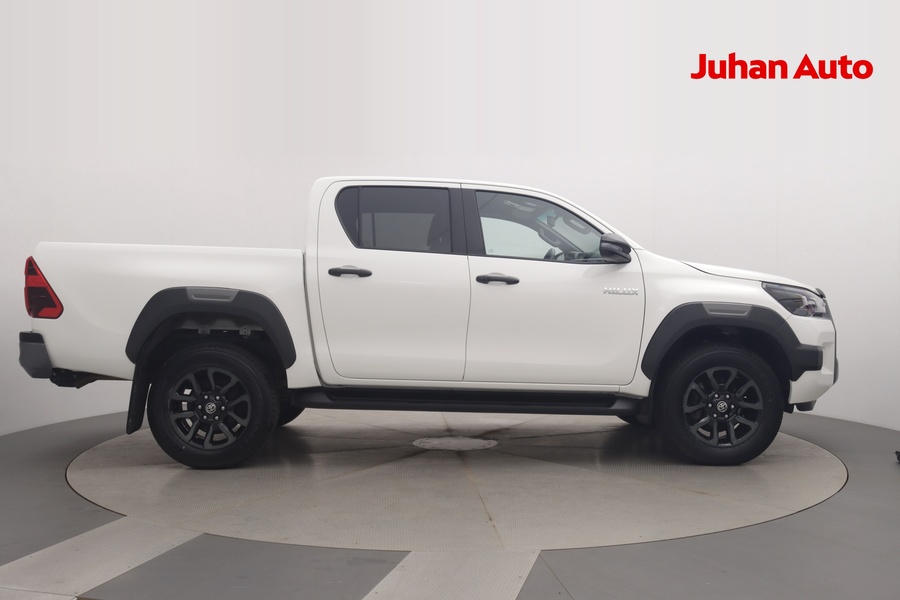 Toyota Hilux vaihtoauto