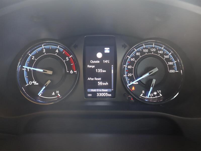 Toyota Hilux vaihtoauto