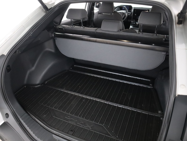 Toyota bZ4X vaihtoauto