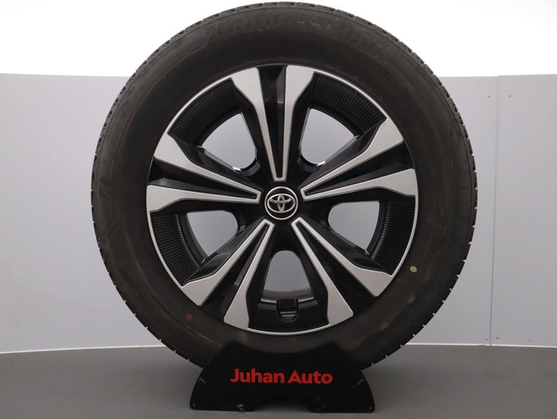 Toyota bZ4X vaihtoauto